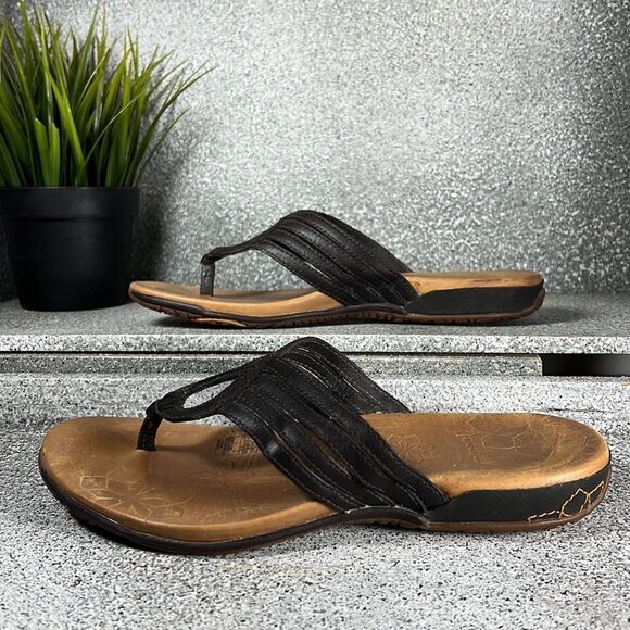Merrell Mahogany Leather Flip Flops Sandals Shoes Size 6 - Picture 2 of 9